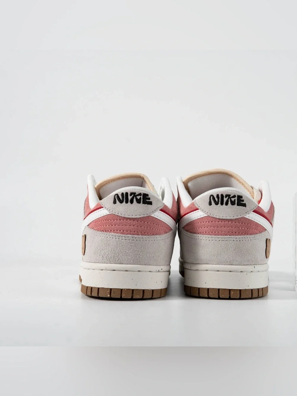 nike dunk low se '85' double swoosh grey pink rabbit do9457 117